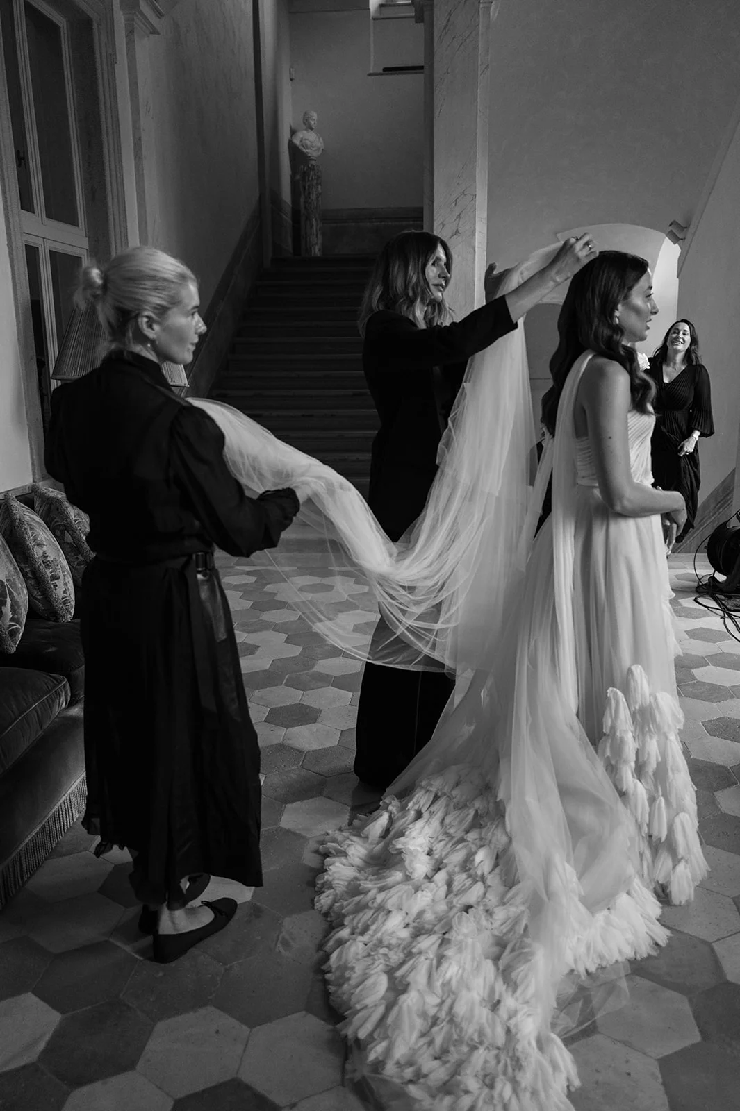 yavartists_gallery_bts4